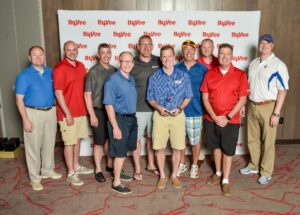 Group of MYA employees accepting the 2019 Hy-Vee Broker of the Year Award